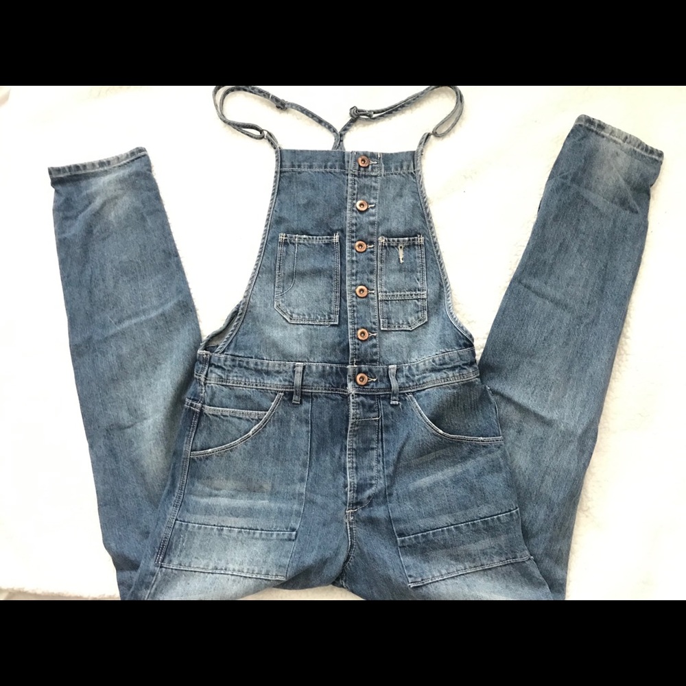 Forever 21 Overalls Jeans size 27
